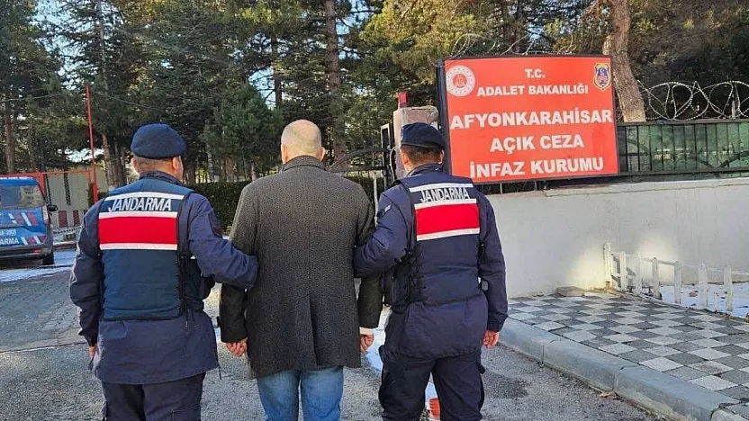 Afyon'da Jandarma Bir Haftada 24 Şahsı Yakaladı