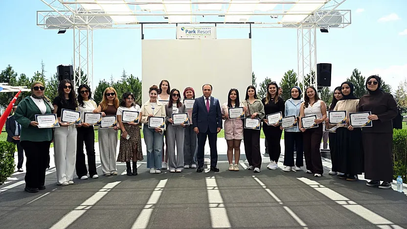 Afyon'da Kampüste Sera Açıldı