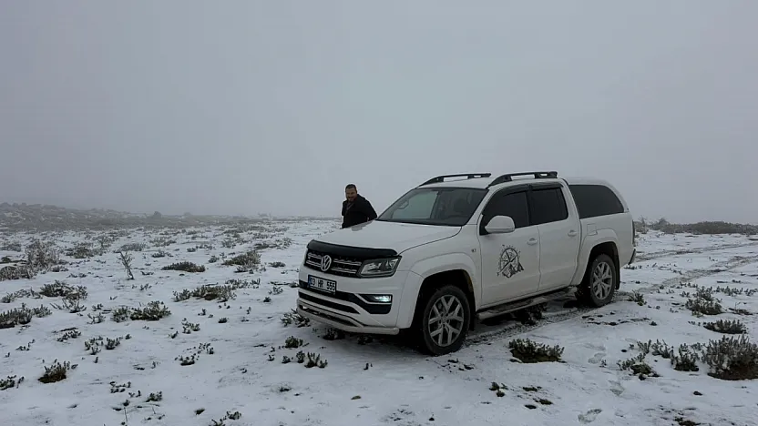 Afyon'da Kar Heyecanı... Ekim'de Beyaz Güzellik
