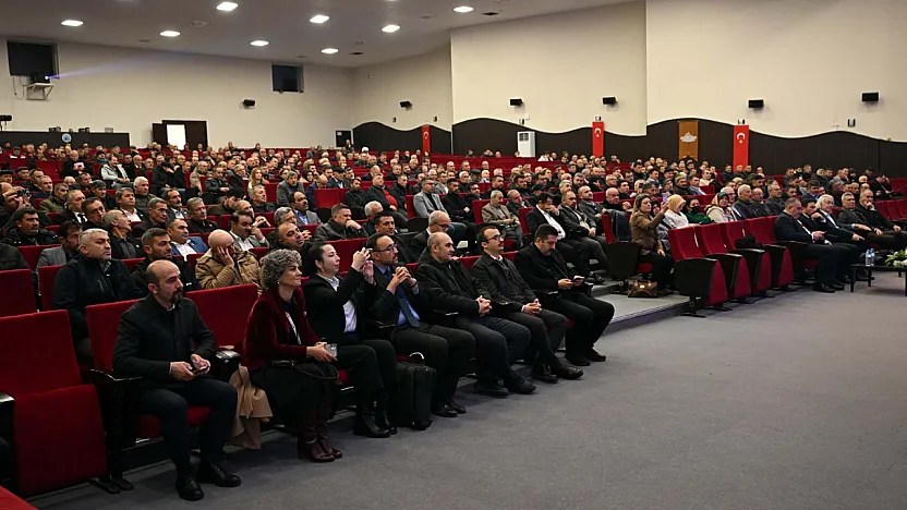 Afyon'da Muhtarlar Akademisi Büyük Katılımla Başladı