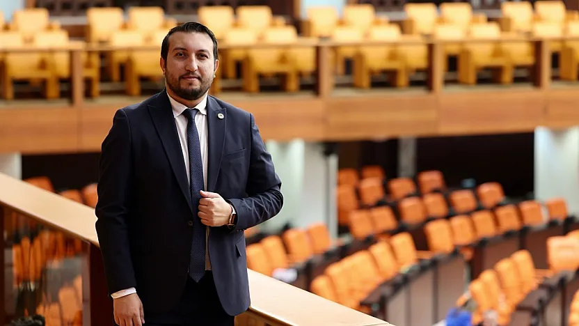 Afyon'da Okudu, Tarım Ve Orman Bakanlığı'nın Gözü Oldu