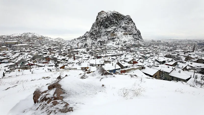 Afyon'da Rekor Soğuk Alarmı: Okullar Tatil Edildi