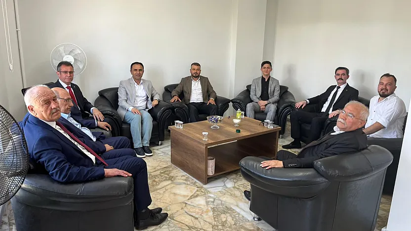 Afyon'da Siyasi Rekabeti Bir Kenara Bıraktılar: AK Parti'den Anlamlı Hamle!