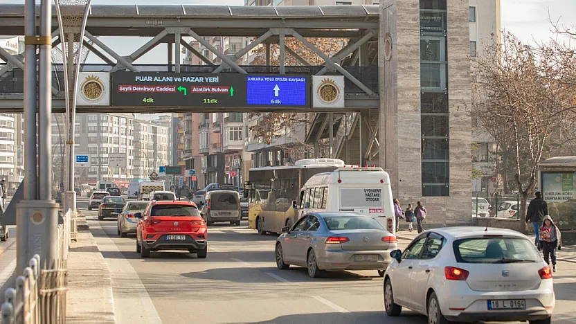 Afyon'da Trafik Akışı Değişiyor! Ücretsiz Ring Aracı Hizmeti Başladı