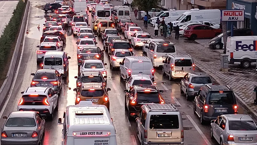 Afyon'da Trafik Yoğunluğu Neden Artıyor? İşte Cevabı