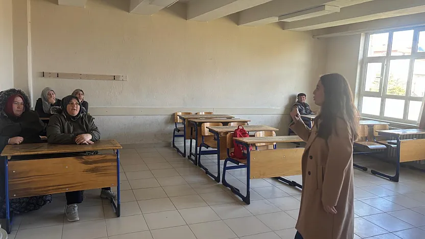 Afyon'da 'Velilere' Örnek Eğitim