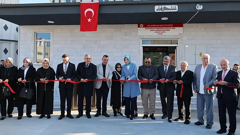 Afyon'da Yeni Cami Kapılarını Açtı