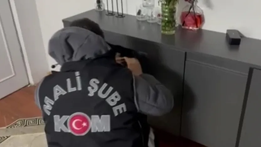 Afyon Dahil 8 İlde Devremülk Operasyonu: 17 Gözaltı