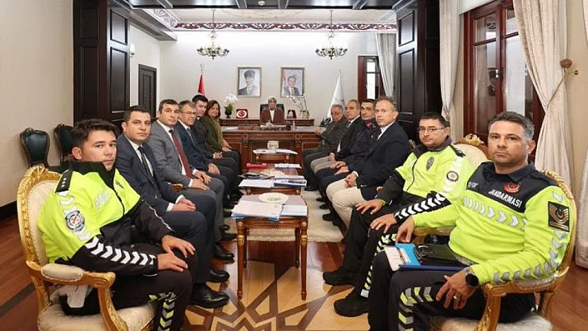 Afyon'daki Hız Sınırları İçin Toplandılar