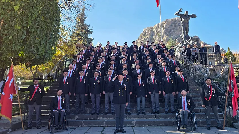 Afyon'daki Şehit Aileleri ve Gaziler Haykırdı: Sabrımızı Zorlamayın