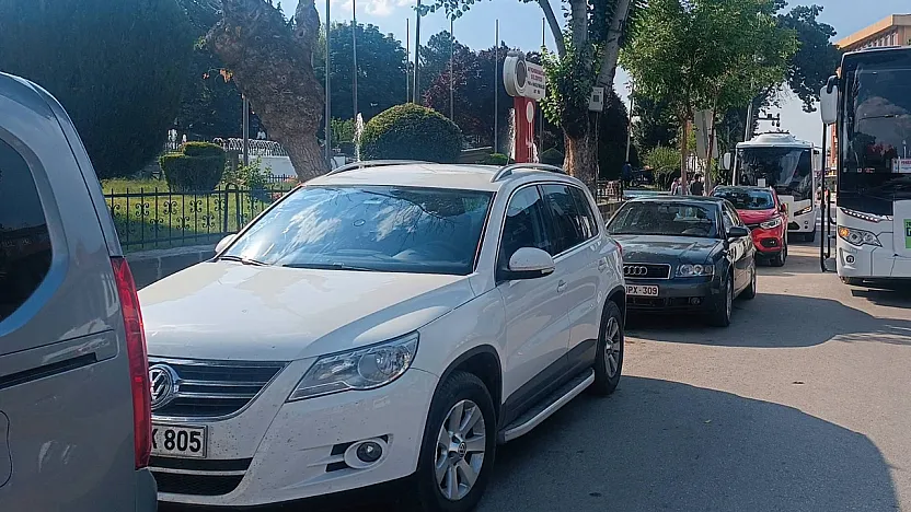 Afyon'daki Uygulamaya Tepki: Tur Otobüslerine Ceza, Otomobillere Serbest!