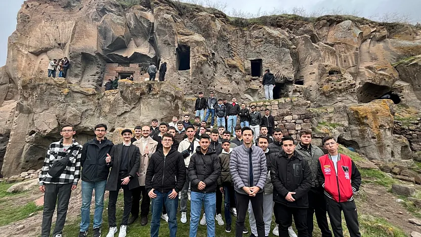 Afyon'dan 40 Genç Ecdat Mirasını Yerine Gördü