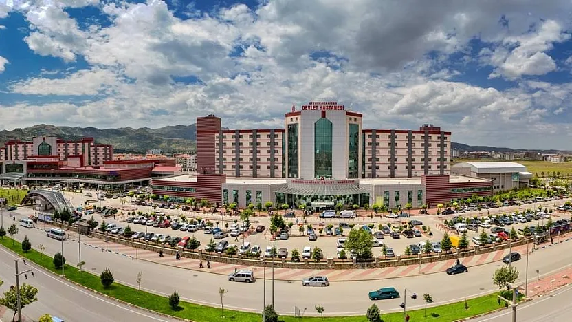 Afyon Devlet Hastanesi'nde 5 Ayda Rekor Müdahale!