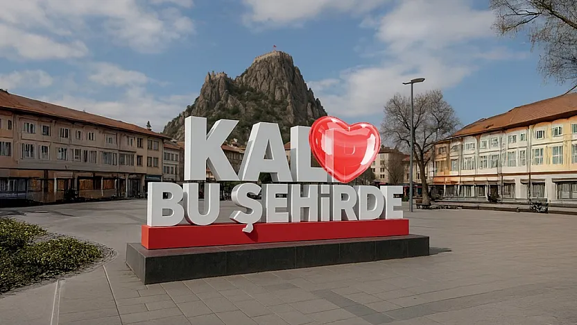 Afyon İçin Kalplere Dokunan Slogan: Kal Bu Şehirde