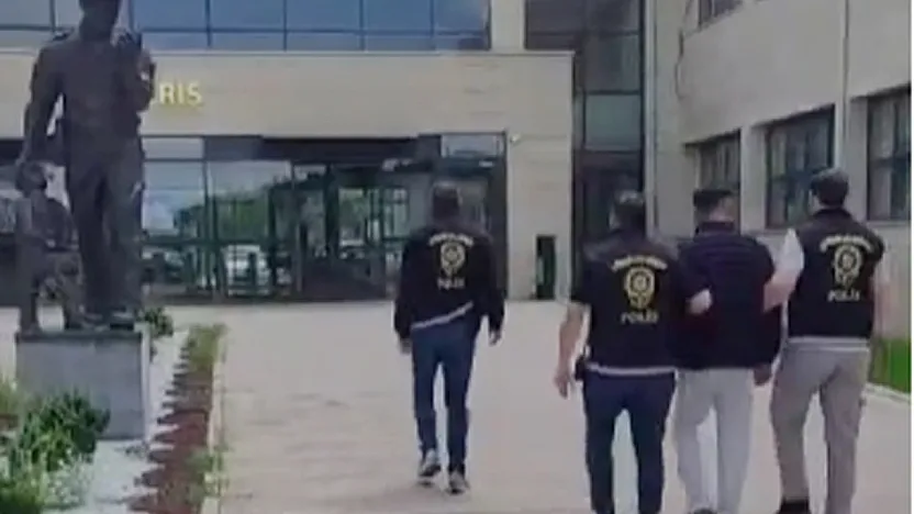 Afyon Polisi 23 Yılı Aşkın Cezası Olan Mahkûmu Yakaladı