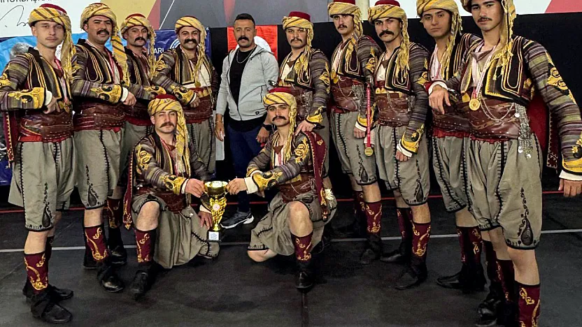 Afyon'un Halk Oyunları Ekipleri Türkiye Şampiyonası Biletini Aldı