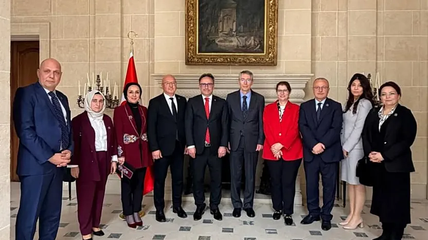 Afyon'un Lezzetleri Paris'te Tanıtıldı