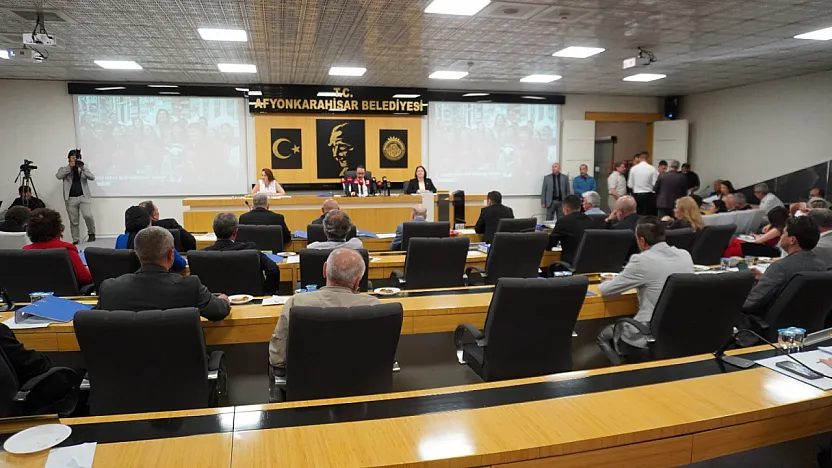 Afyonkarahisar Belediye Meclisi'nde CHP'lilerden Sessiz Protesto