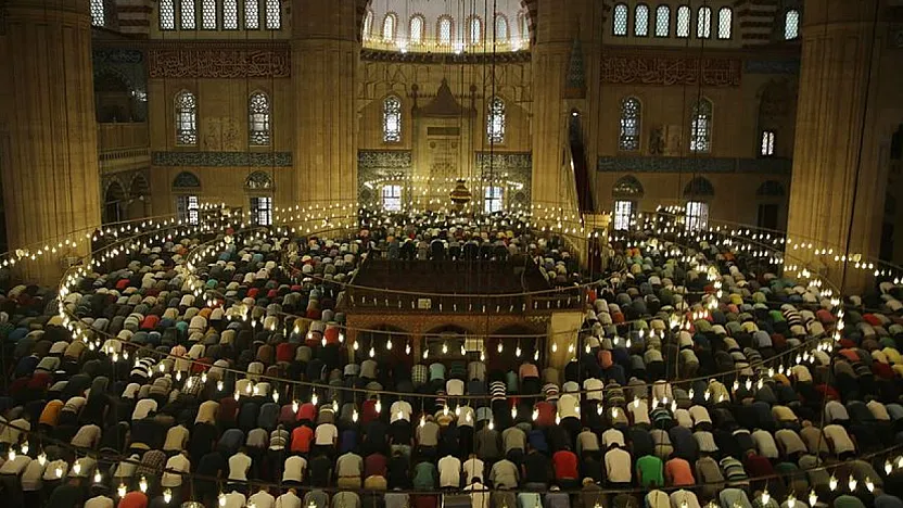 Afyonkarahisar'da Bayram Namazı Saat Kaçta Kılınacak?