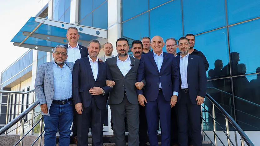 Afyonkarahisar'da Dikkat Çeken Trafik!