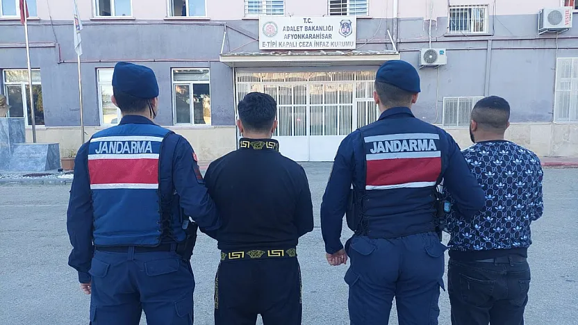 Afyonkarahisar'da Jandarma 1 Haftada 29 Kişiyi Yakaladı