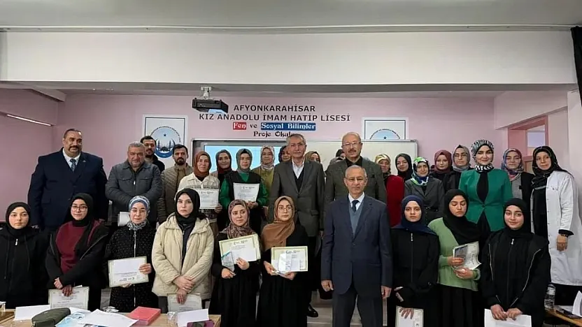 Afyonkarahisar'da Kur'an Bülbülleri Yarıştı