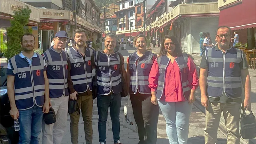 Afyonkarahisar'da Maliye Gelir Uzmanları Sahada