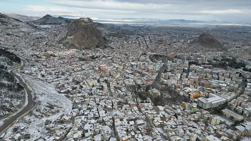 Afyonkarahisar Eksi 5'i Gördü, Kent Buz Kesti