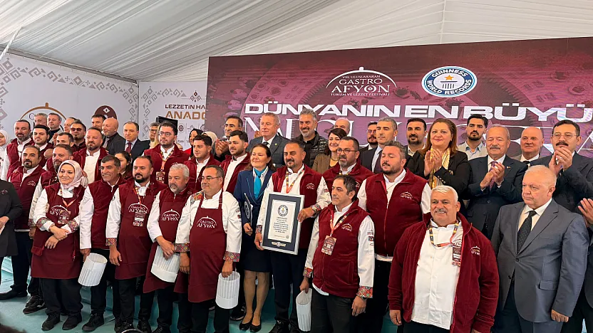 Afyonkarahisar Guinness Rekorlar Kitabı'na Girdi!