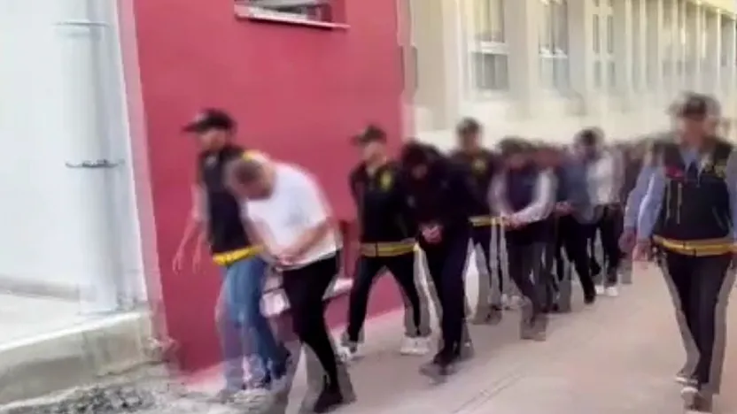 Afyonkarahisar Merkezli Dolandırıcılık Operasyonunda 64 Gözaltı