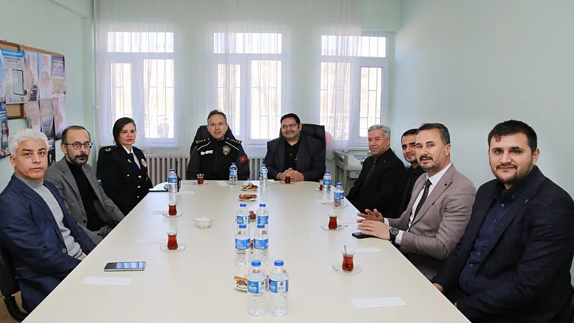 Afyonkarahisar Polisi Özel Çocukların Hayallerini Gerçekleştirdi