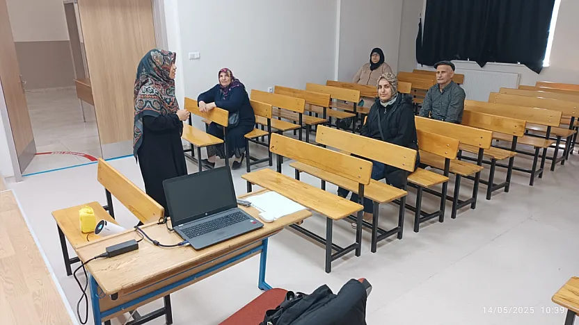 Afyonkarahisar RAM'dan Aile Yılına Özel Eğitim Seferberliği