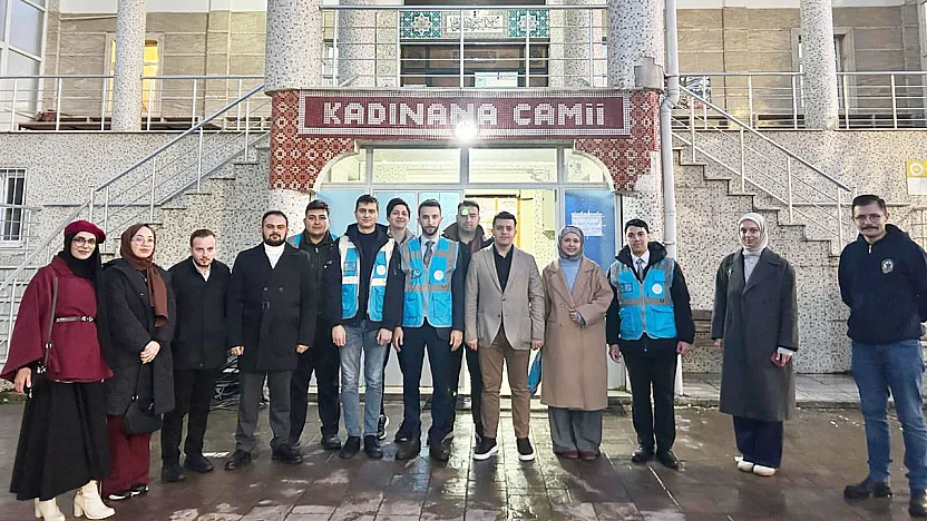 AK Gençlerden Ramazan'a Örnek Çalışma