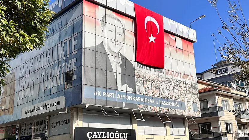 AK Parti Afyon'da Turgay Şahin'in Ardından Bir Şok Daha!