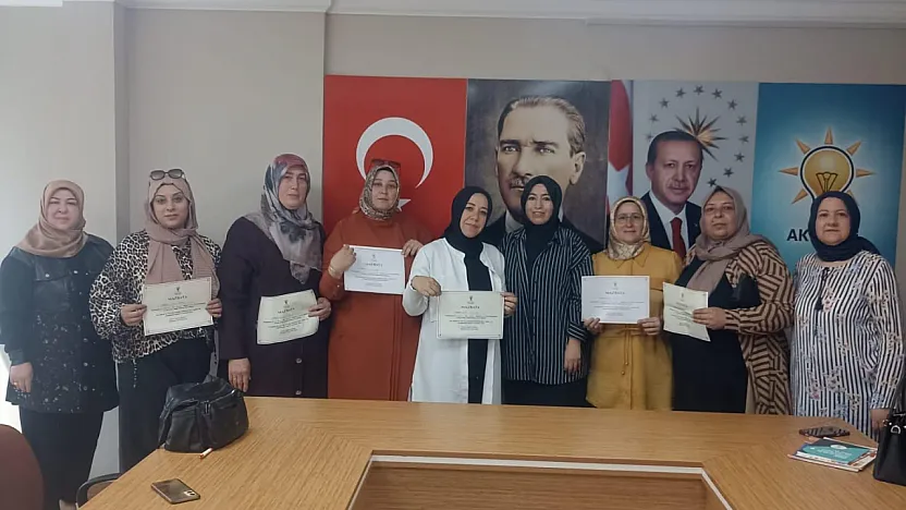 AK Parti'den Afyon'da Kadınlara Büyük Görev! Mahallelerde Yeni Dönem Başlıyor