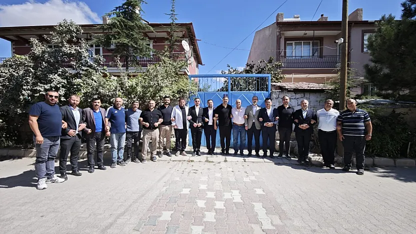 AK Parti'nin Yeni Başkanı Ziyaretlerle Başladı