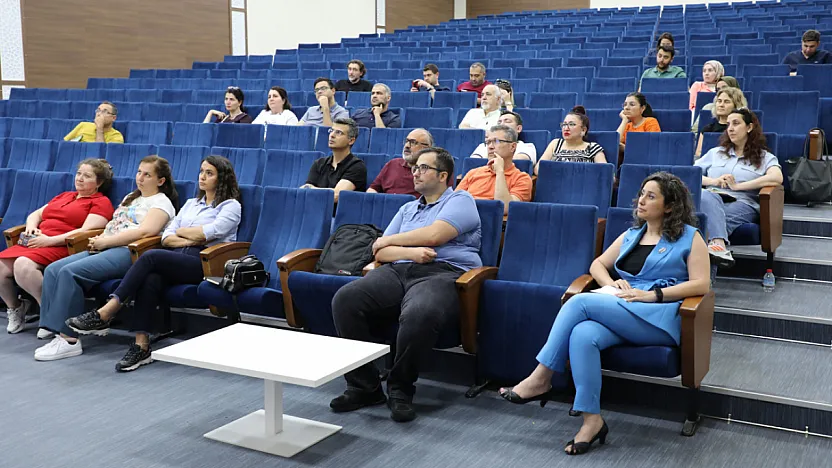 Akademide Yapay Zekânın İşlevi İstişare Edildi