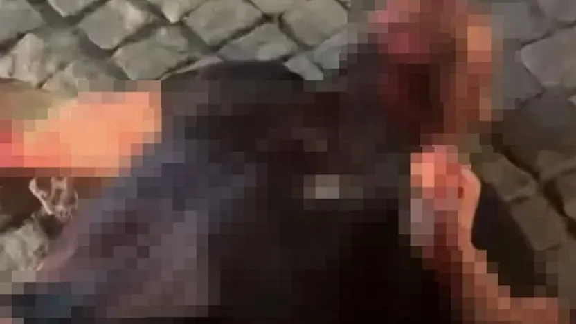 Akrabasının Boğazını Kesti, 'İbreti Alem İçin' Dedi