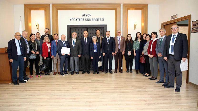 AKÜ, Akreditasyona Odaklandı