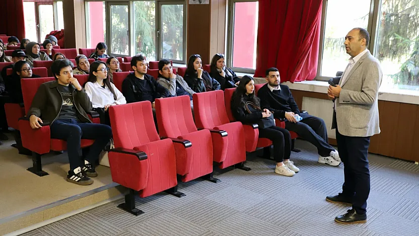 AKÜ'de Finans Sektörünün Devleri Ders Verecek