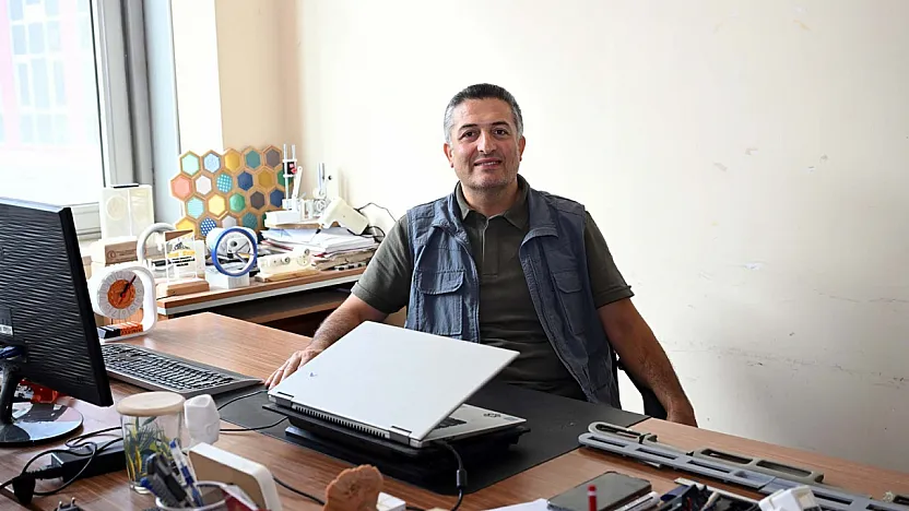 Akü'den Teknoloji Alanında Çifte Başarı Buluş Patent Aldı, Yeni Projeye TÜBİTAK Desteği
