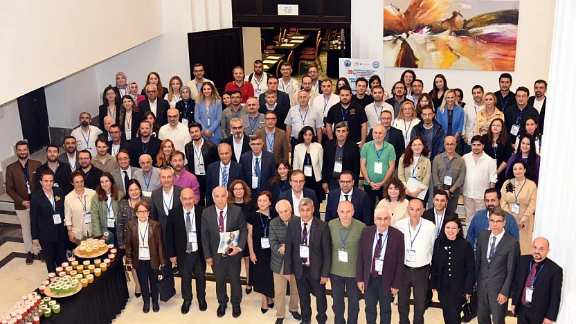 AKÜ İktisat Fakültesi. 51 Yılda 18 Bin Mezun Verdi