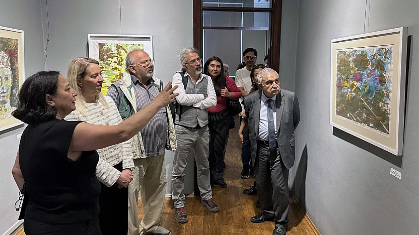 AKÜ, Prof. Akçaoğlu'nun Sergisine Ev Sahipliği Yaptı