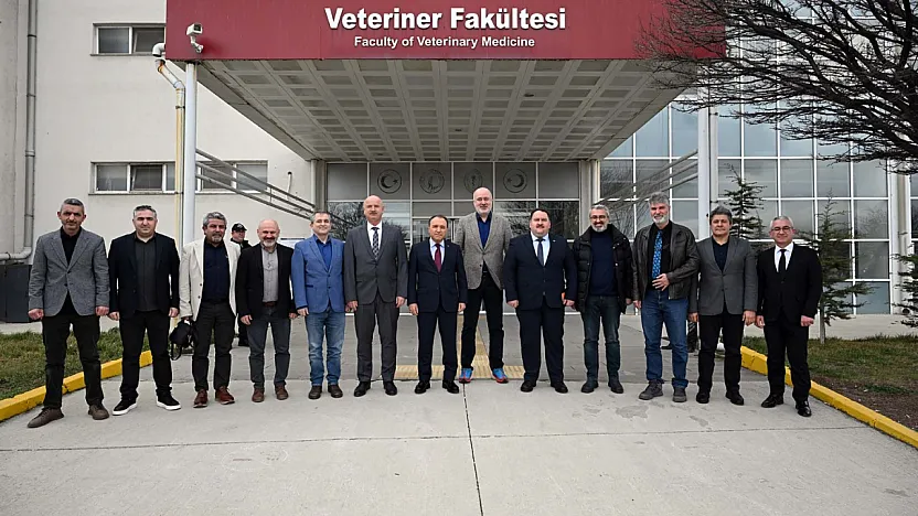 AKÜ Veteriner Fakültesinde Bayrak Değişimi