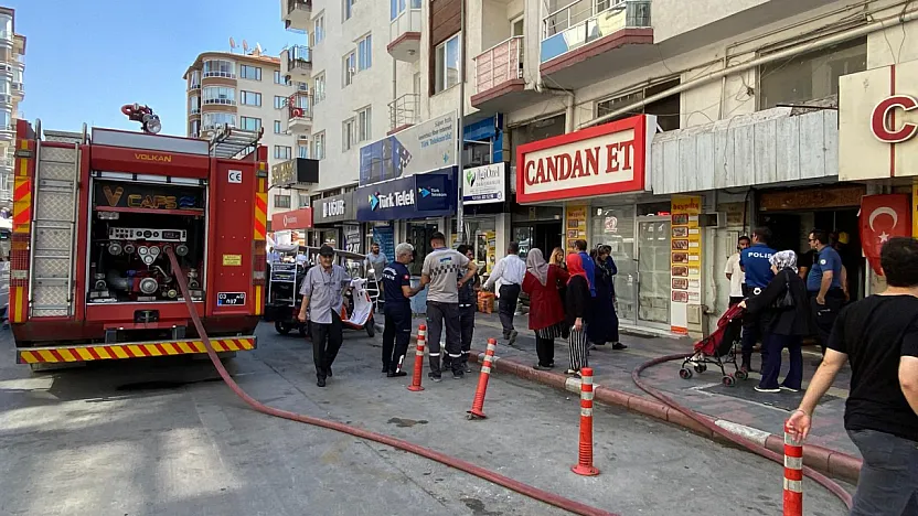 Ambaryolunda Yangına Müdahale Ediliyor