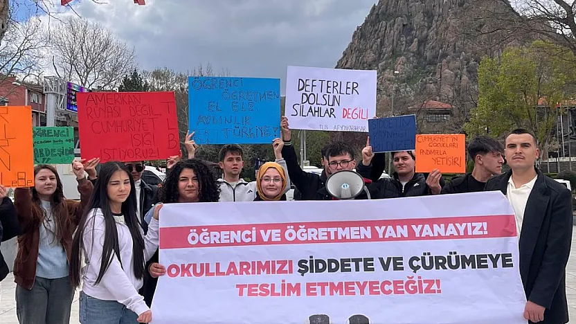 'Arkadaşlarımızı Katil Eden Bu Sistemi Reddediyoruz'