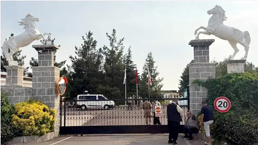 At Yetiştiricisi İki Aile Arasındaki Halı Saha Kavgası 4 İle Sıçradı: 2 Ölü
