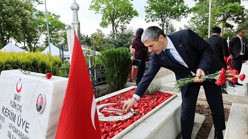 Aziz Şehitlerimize Bayram Öncesi Ziyaret