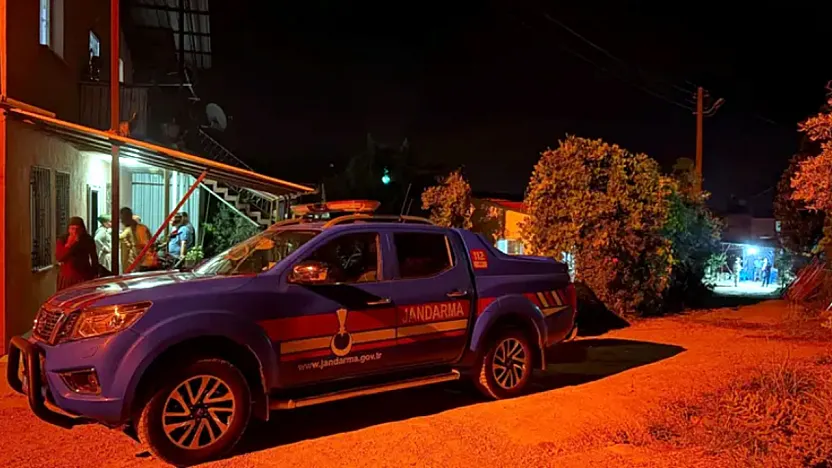 Bahçe Kapısı Gürültüsünden Çıkan Komşu Kavgasında 1 Ölü, 2 Yaralı