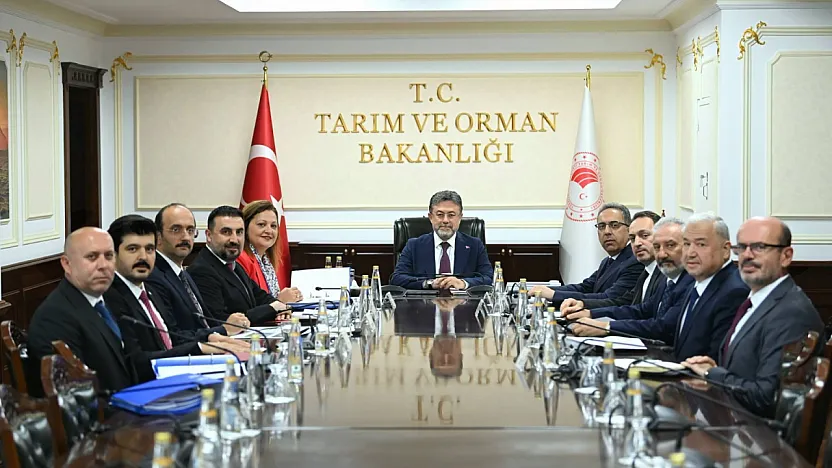 Bakan Yumaklı'ya Afyon Dosyası!